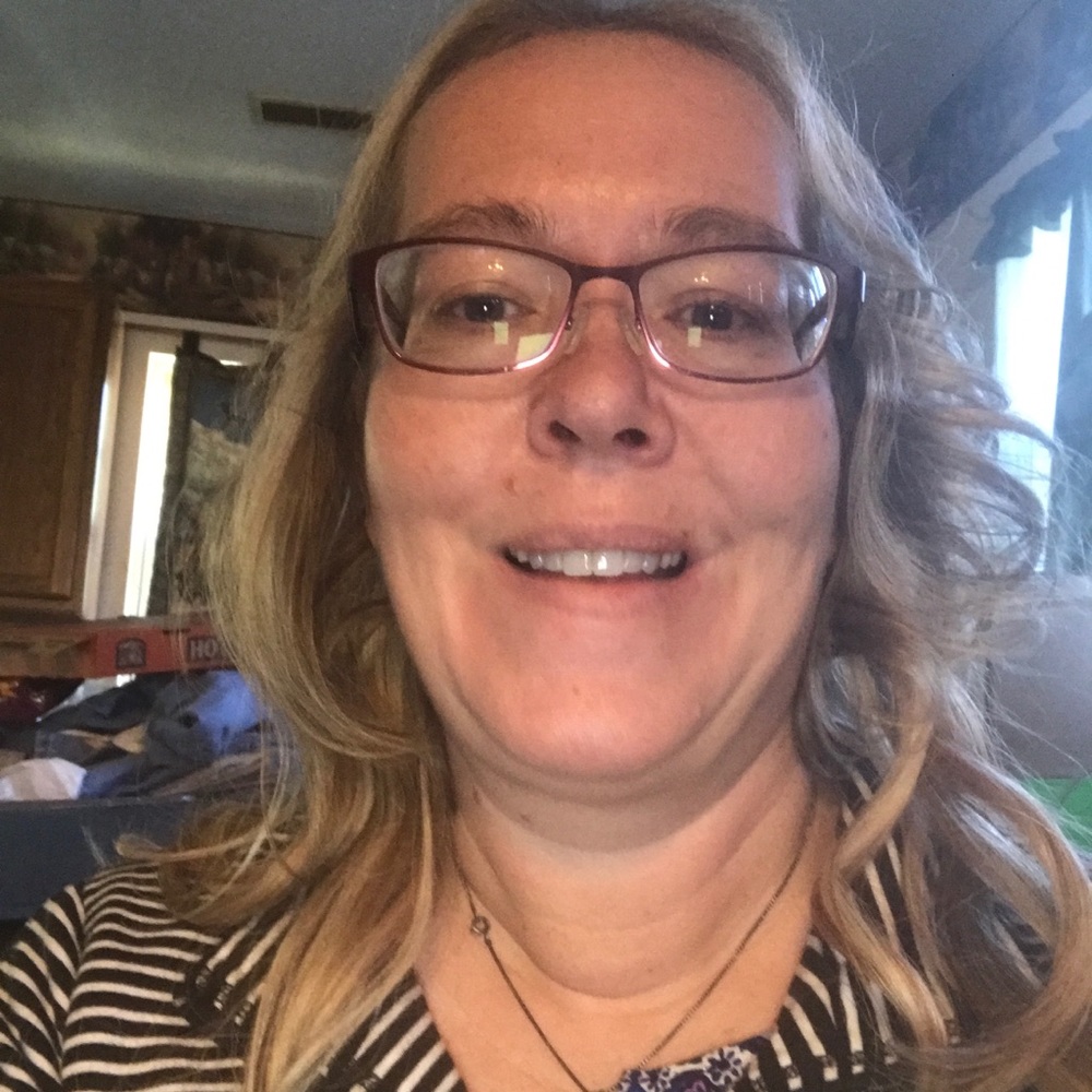 Meet your Posher, Joy